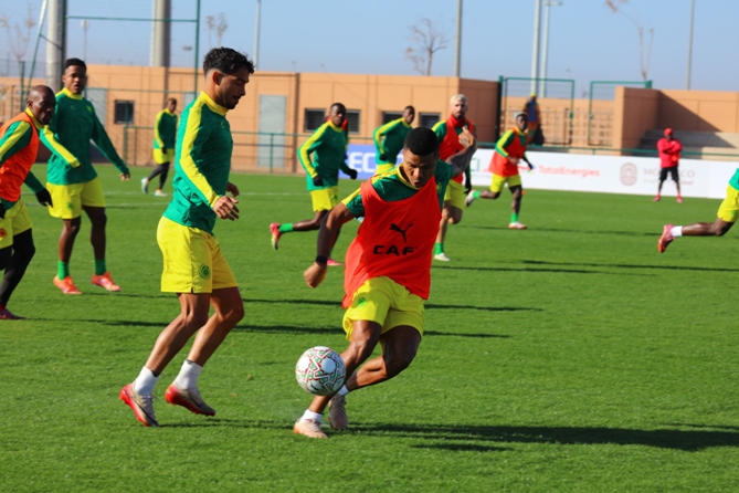 Mambas fecham preparação e desafiam campeão na estreia do CAN 2025