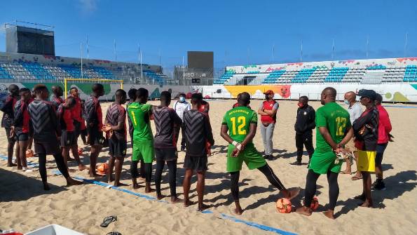 Selecção Nacional de Futebol de Praia já está em Dakar